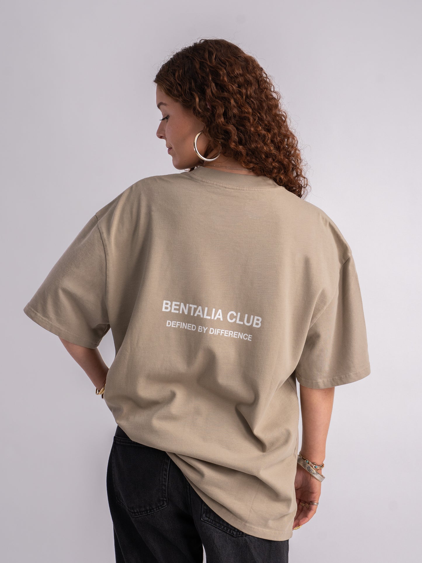 BENTALIA CLUB Oversized T-Shirt