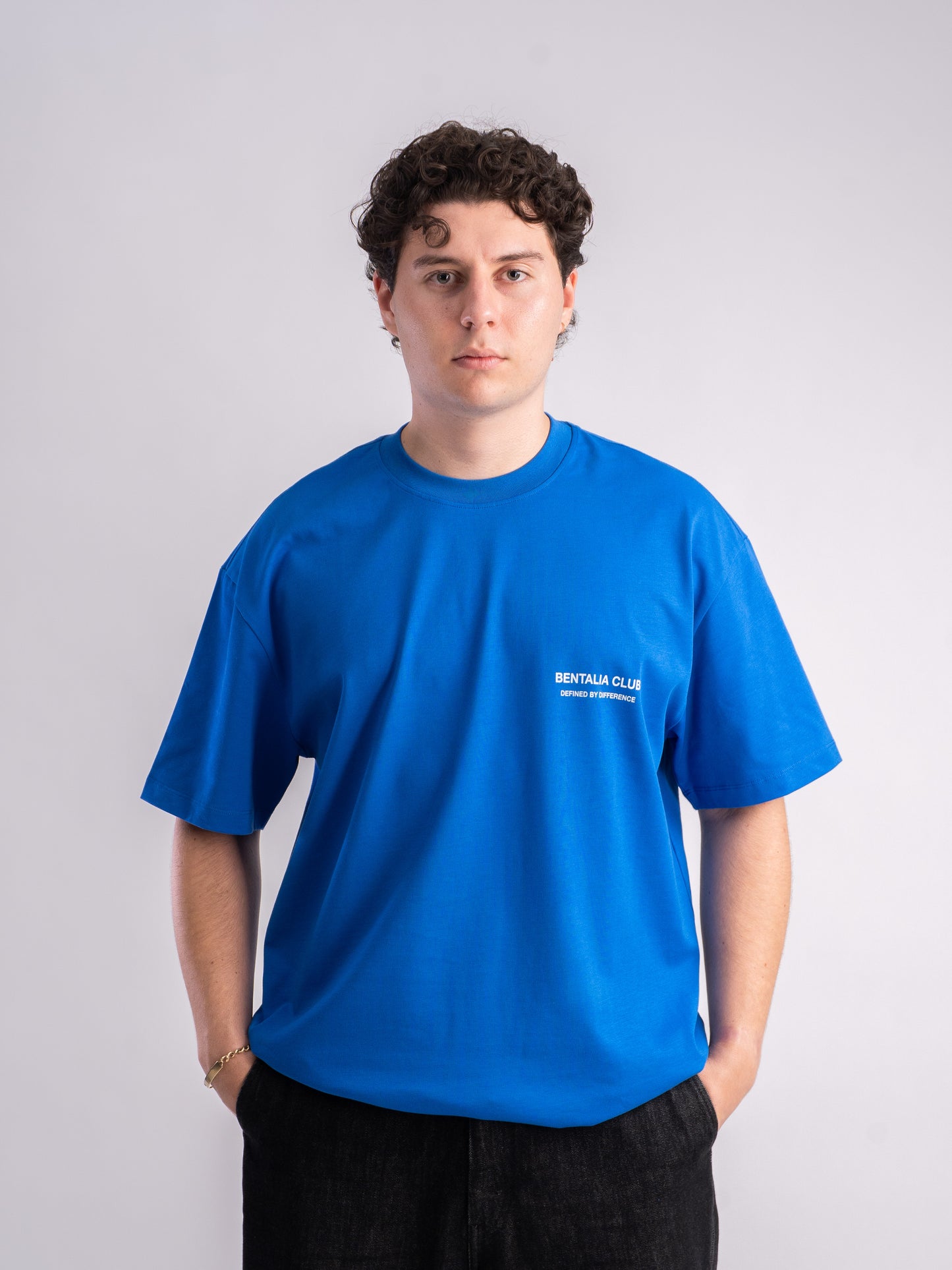 BENTALIA CLUB Oversized T-Shirt