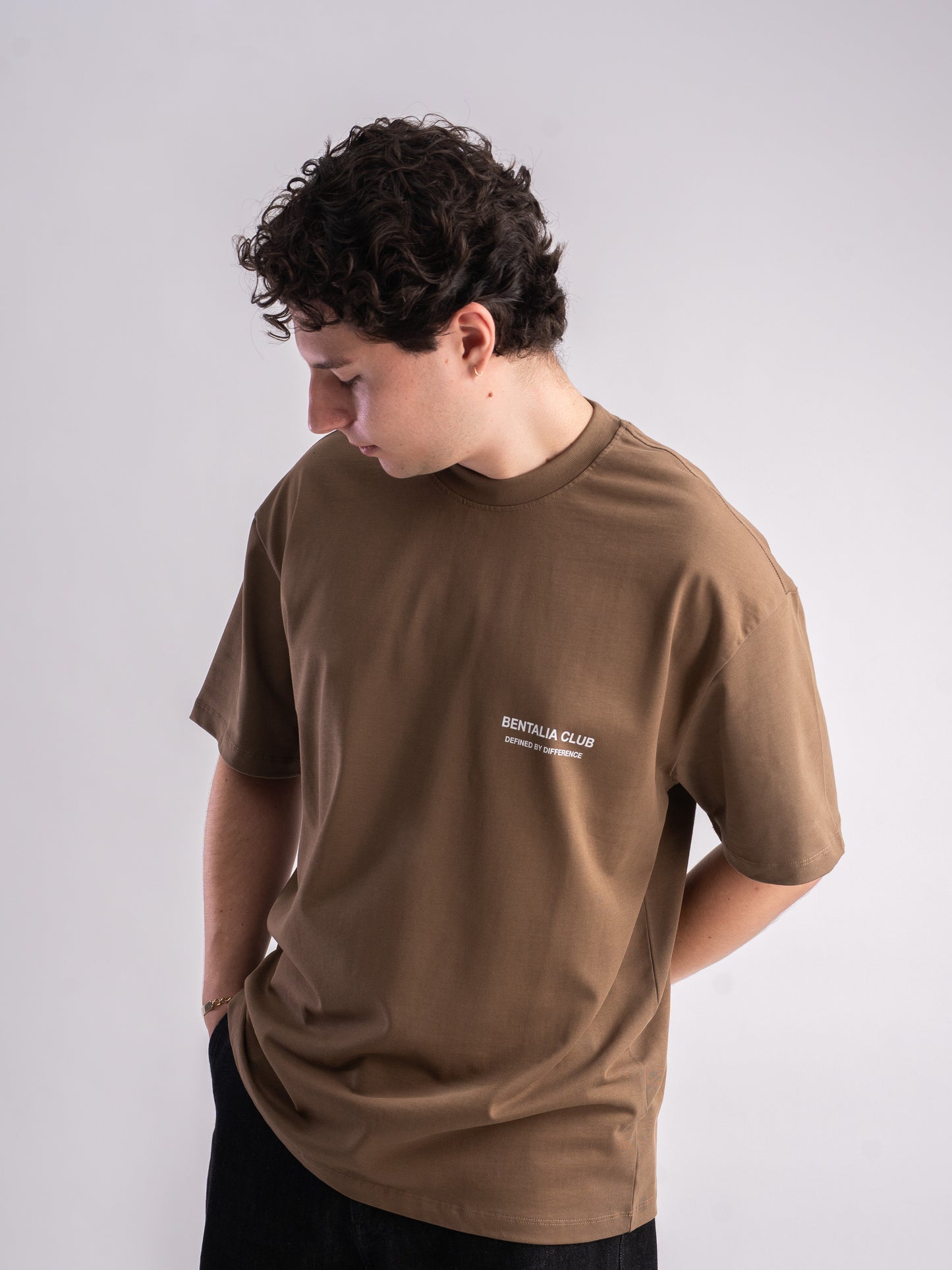 BENTALIA CLUB Oversized T-Shirt