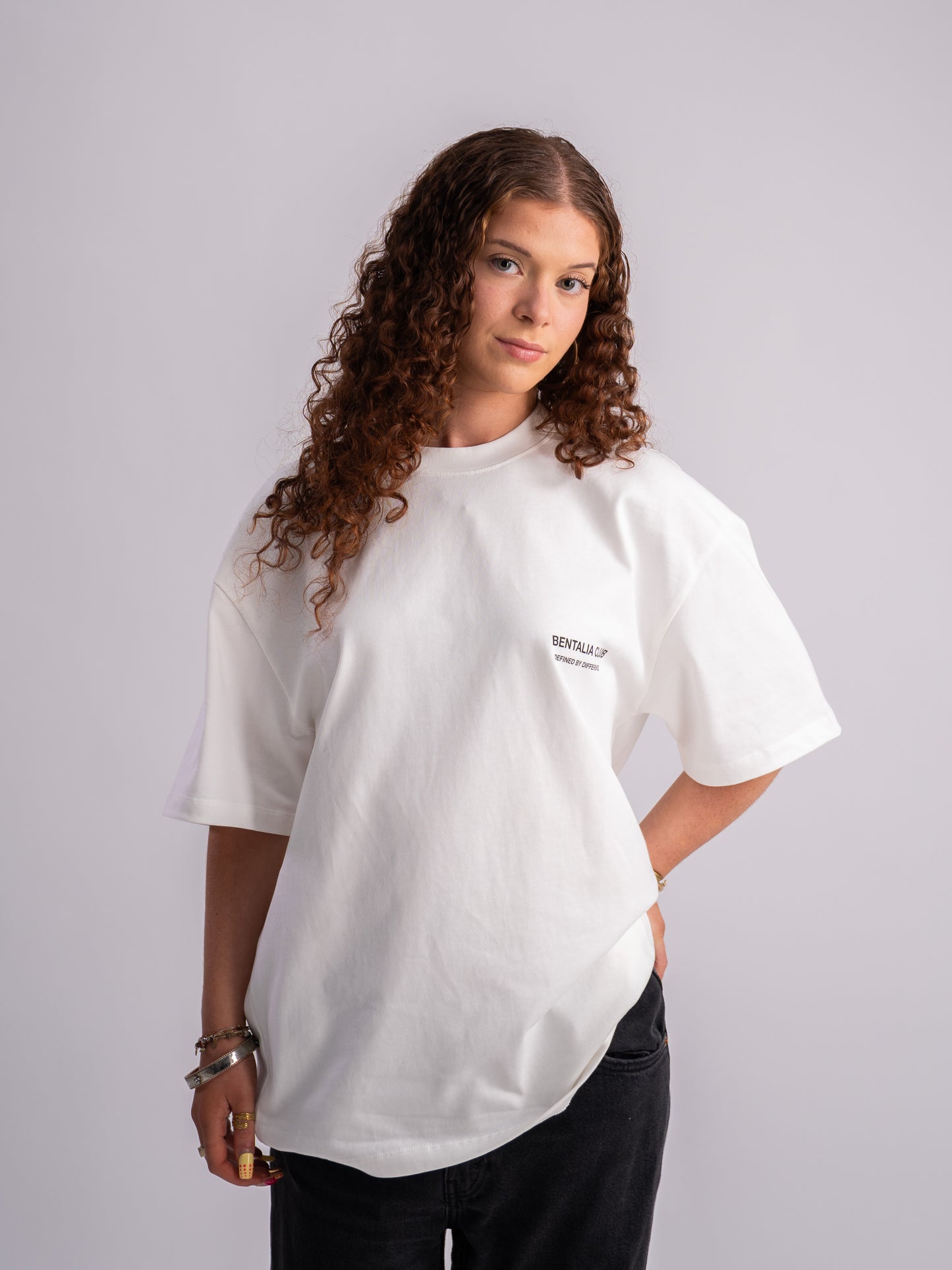 BENTALIA CLUB Oversized T-Shirt